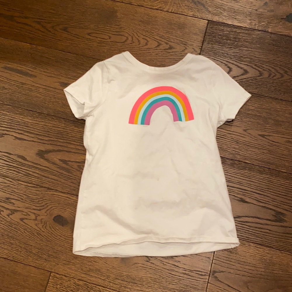 White rainbow print t shirt for girls